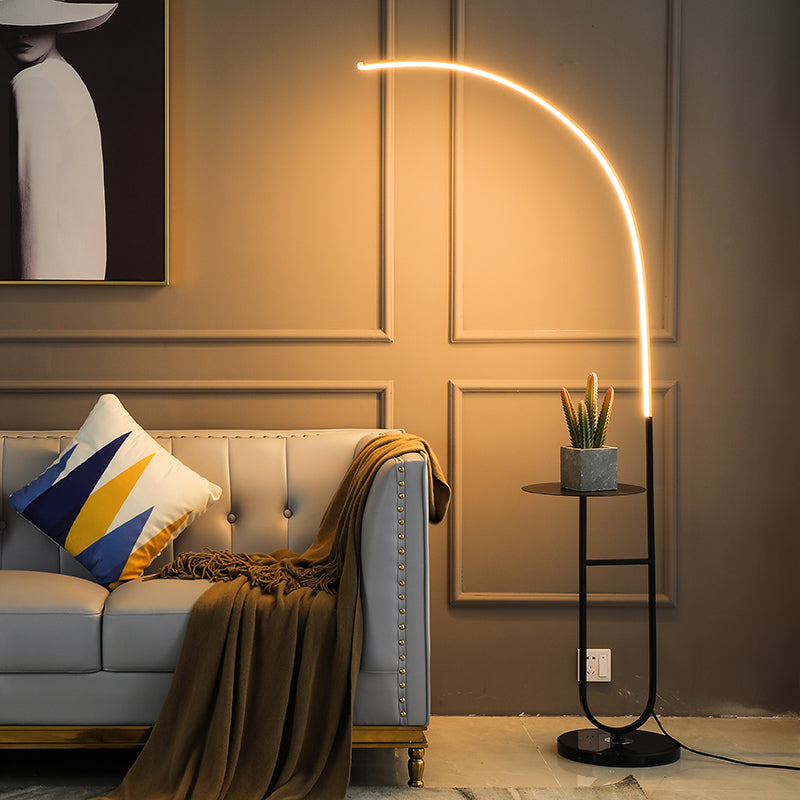 Minimalist Vertical Lamptable